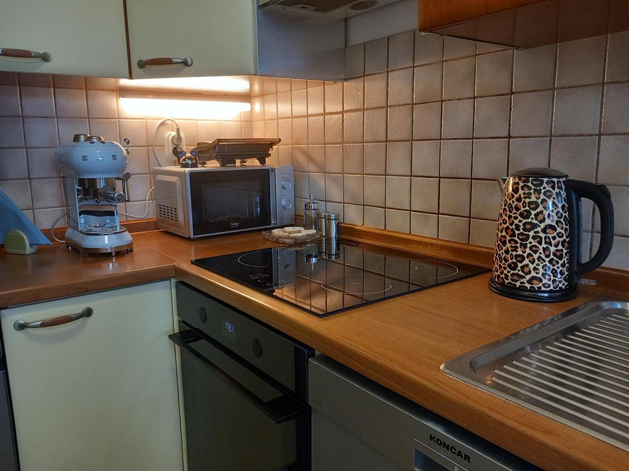 Apartment Harmony - Pleasant And Comfortable Place With A Balcony And A Secured Garage Split Exterior foto